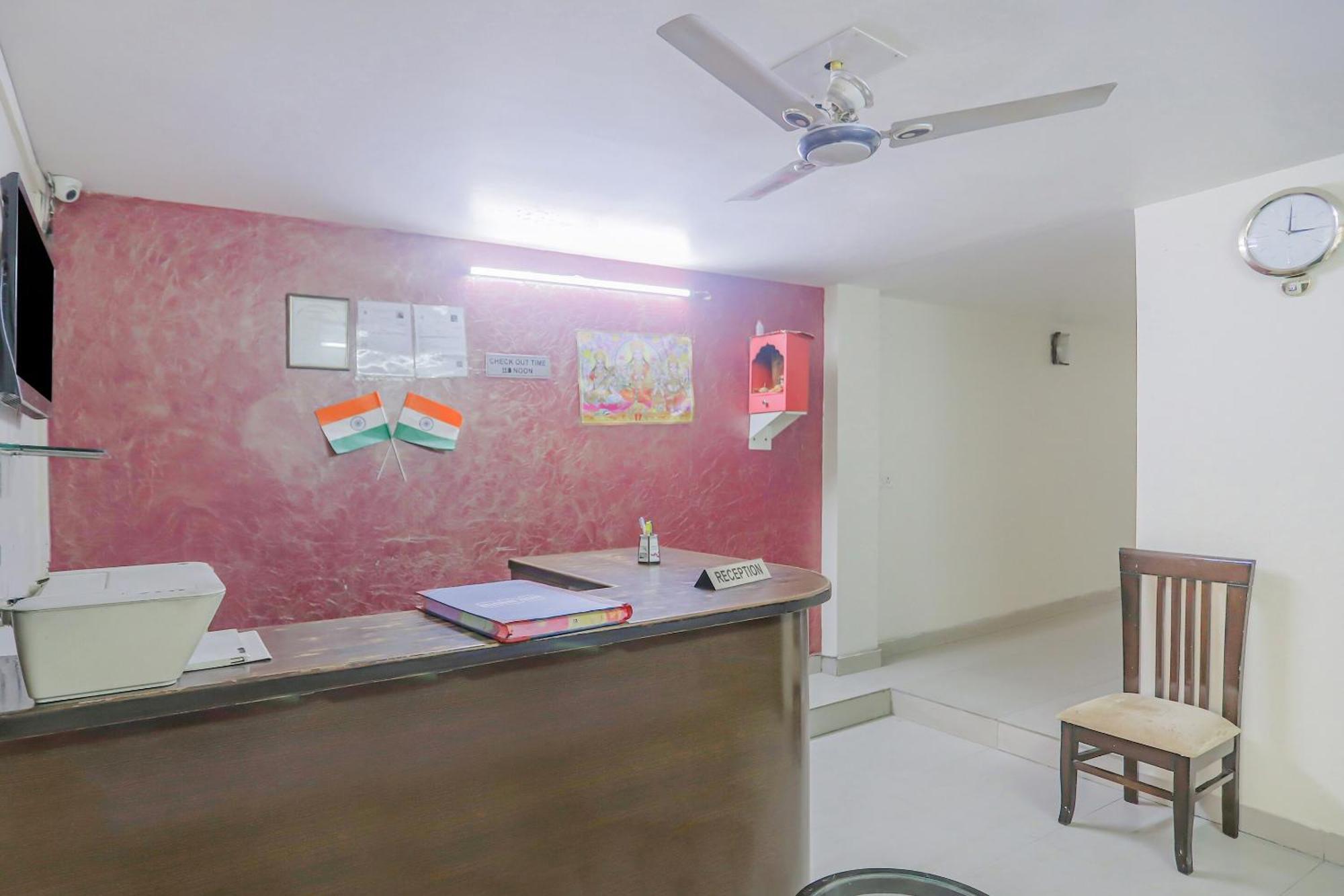 Collection O A3S Lodge Near Dilli Haat Ina New Delhi Bagian luar foto
